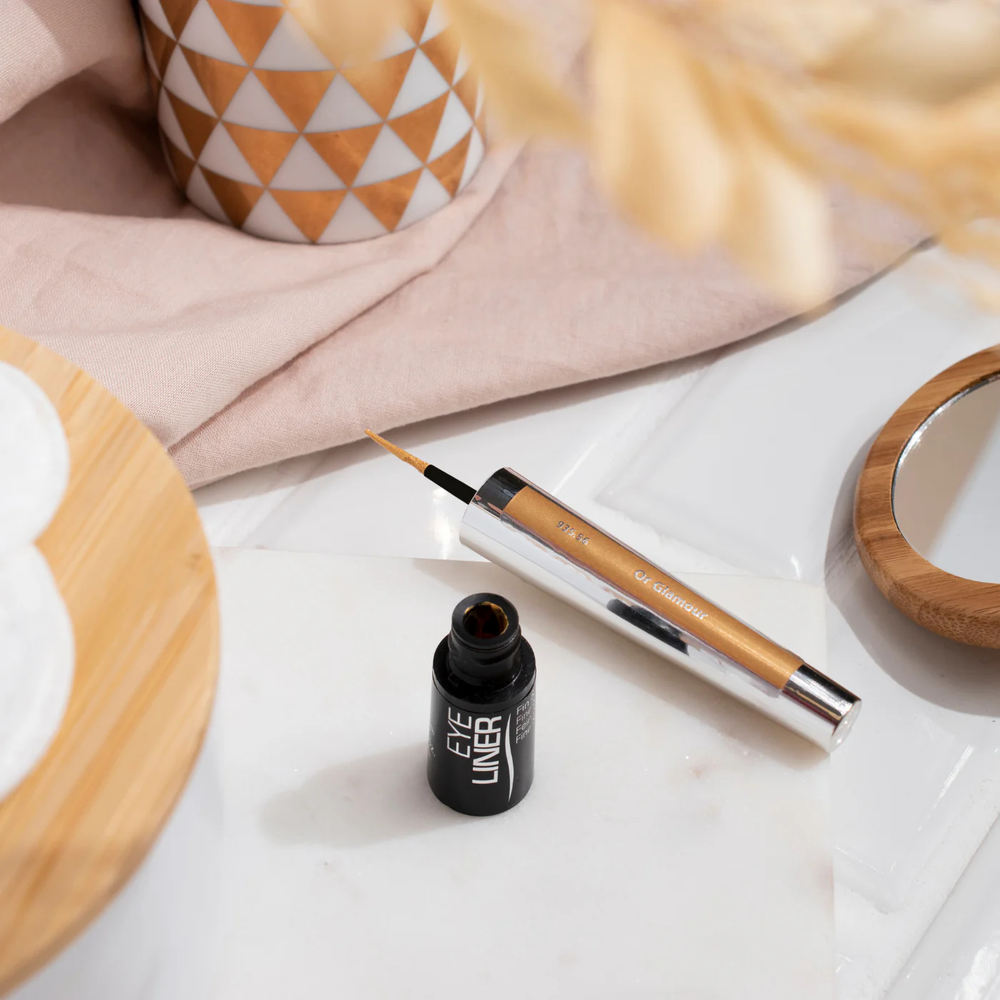 Eye Liner - Image 9